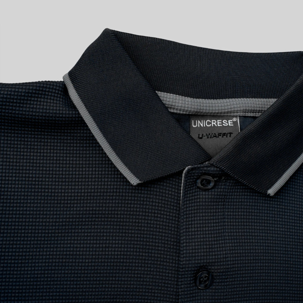 POLO WAFIT CON LINEA EN CUELLO Y MANGA